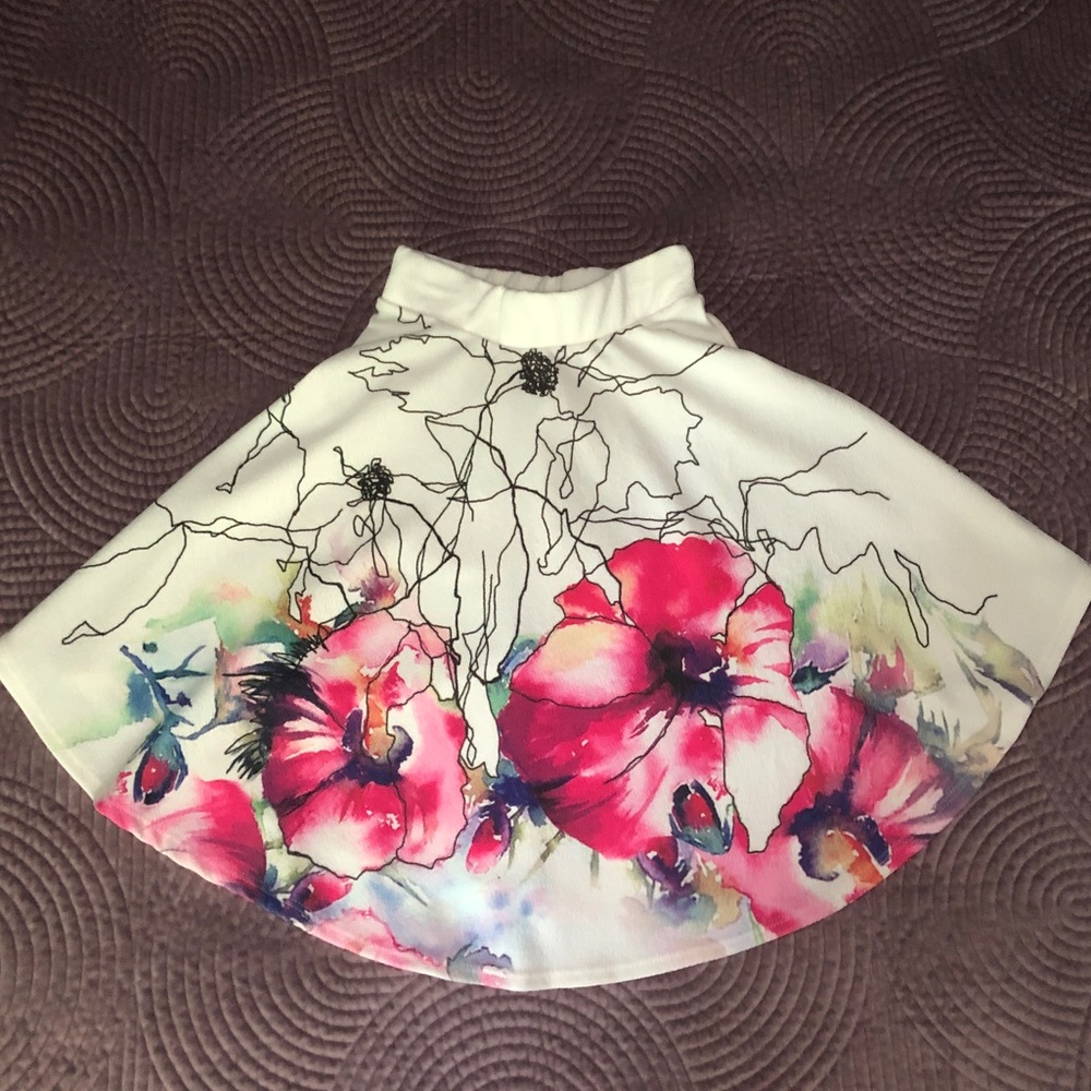 βοΈMOVING SALE Charlotte Russe Watercolor Skirt - Picture 1 of 3
